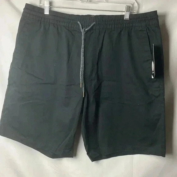 NWT VOLCOM REPREVE MENS SIZE XXL BLACK ELASTIC WAIST SHORTS BACK POCKETS - Picture 1 of 14